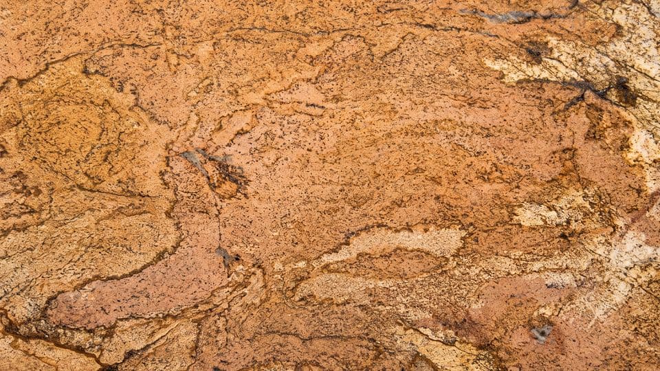 GOLDEN DESERT