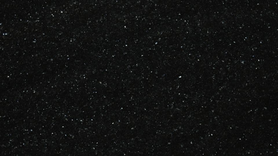 LABRADOR LUNDHS EMERALD PEARL