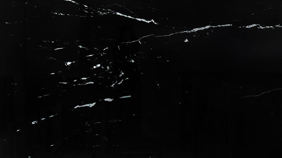 NERO MARQUINA